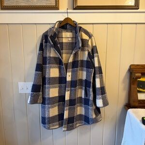 NWOT Women’s Aspen Blue and Cream Plaid Teddy Jacket, Long, Size 1X